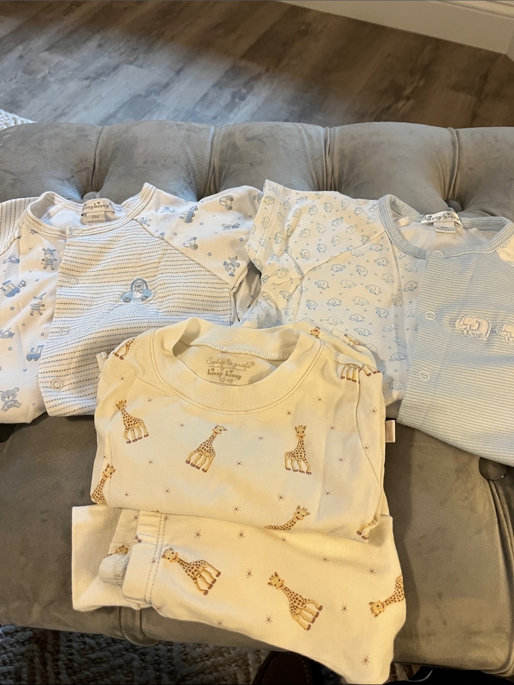Baby boys Kissy kissy 3  pajamas 9 months